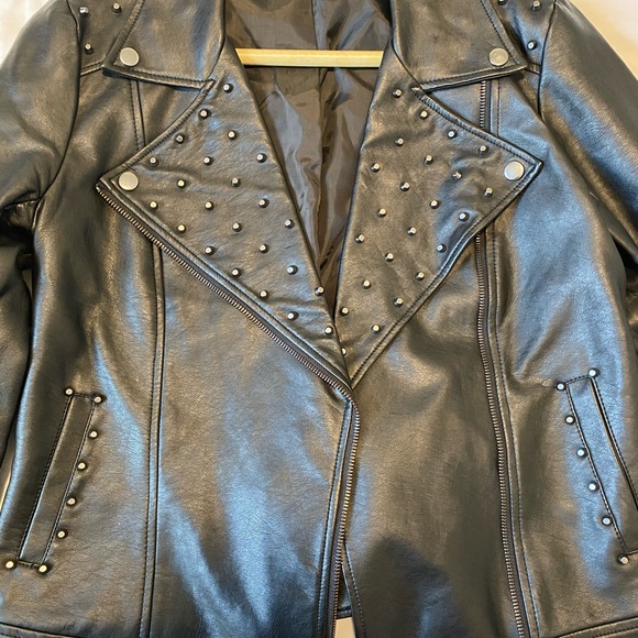 JustFab Jackets & Blazers - Black jacket